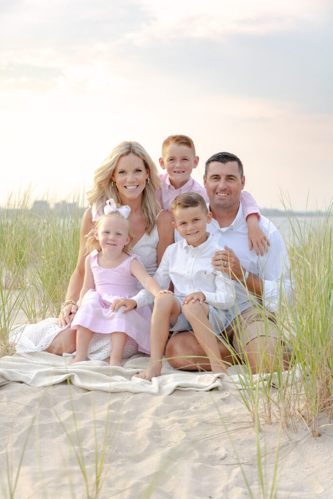 Family of 5 portraits on the beach tall grass