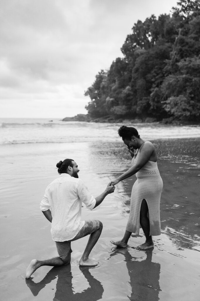 engagement photography in uvita