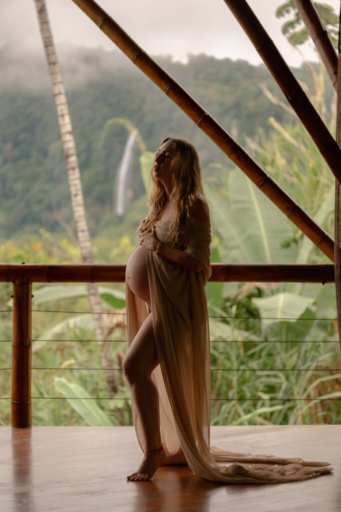 Maternity Portraits in Costa Rica