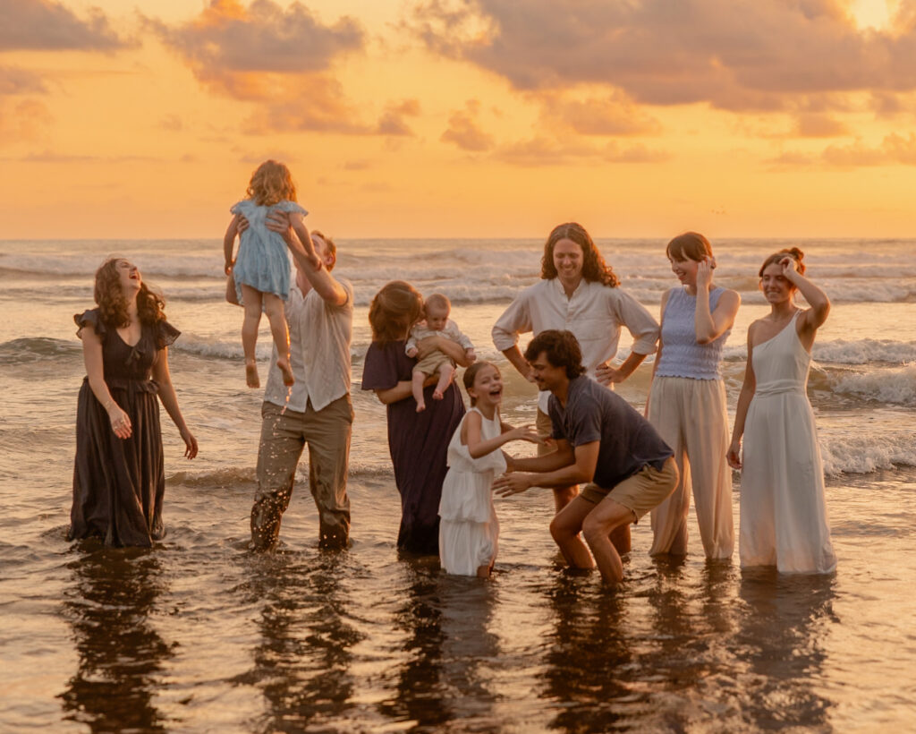 extended family photography in costa rica